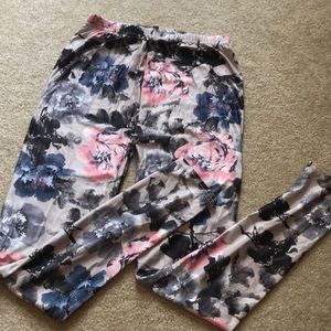 Floral leggings